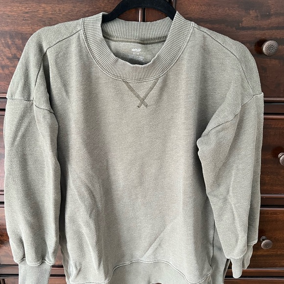 Bundle of Aerie Sweatshirts size Small - Picture 4 of 7